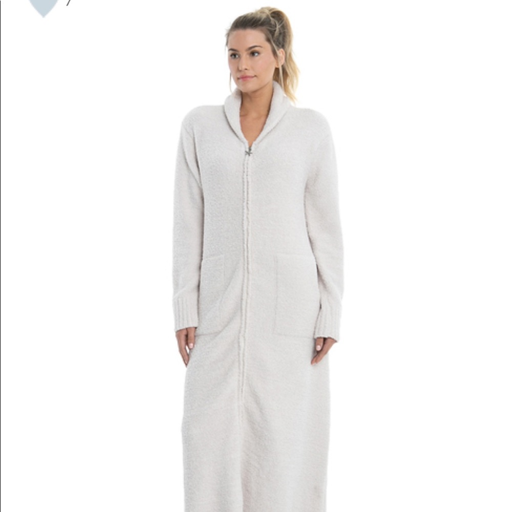 Barefoot Dreams Hooded Robe Size 4 (2x)